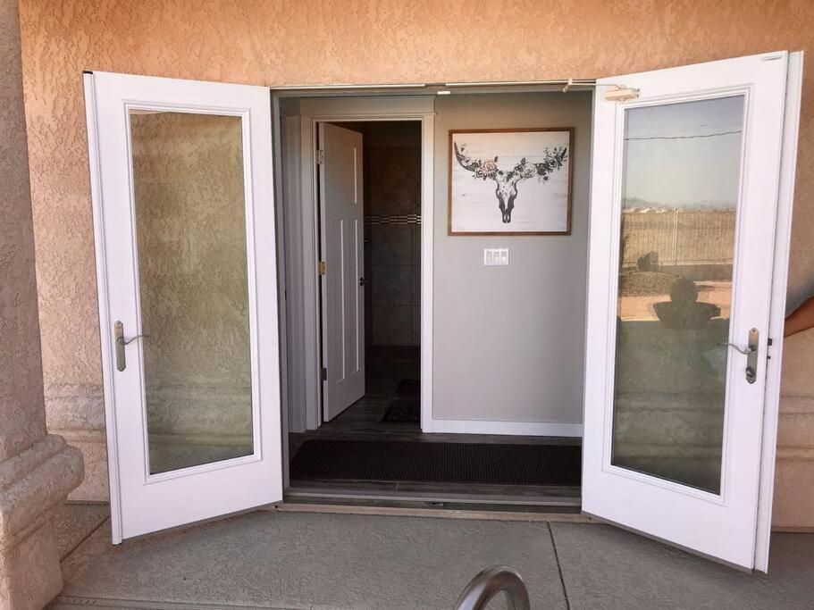 Private View On The Lake Side Of 95! Sleeps 16 Lake Havasu City Extérieur photo