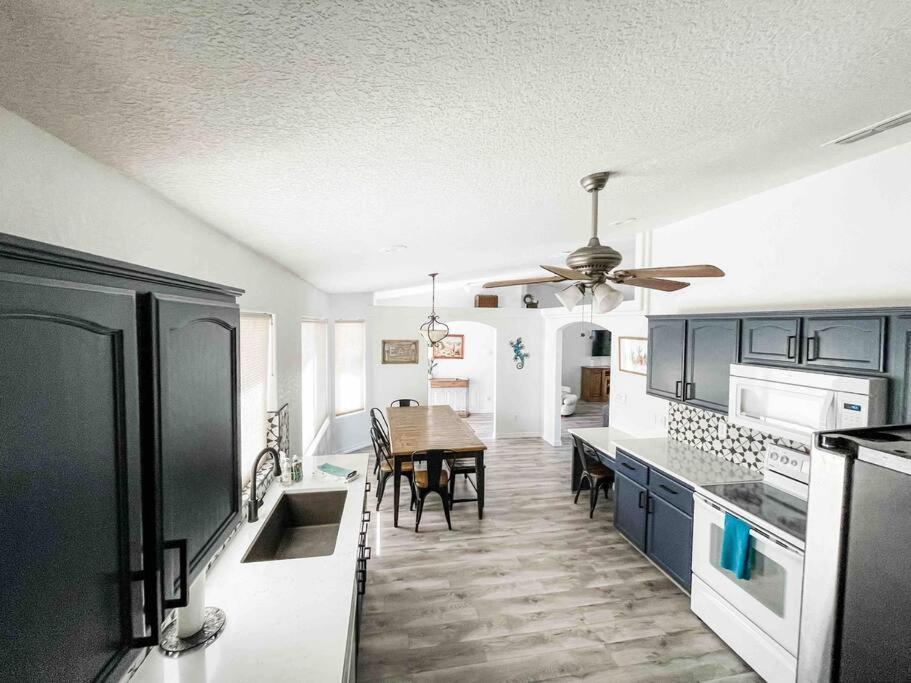 Private View On The Lake Side Of 95! Sleeps 16 Lake Havasu City Extérieur photo