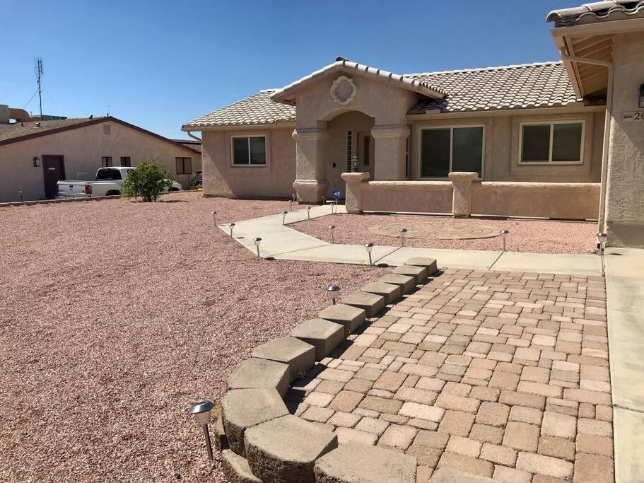 Private View On The Lake Side Of 95! Sleeps 16 Lake Havasu City Extérieur photo