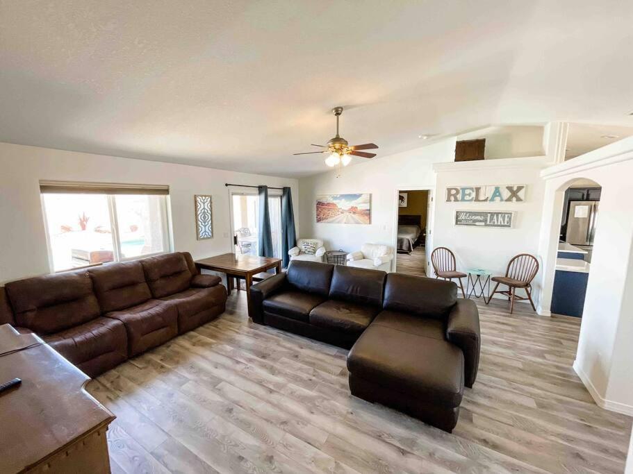 Private View On The Lake Side Of 95! Sleeps 16 Lake Havasu City Extérieur photo