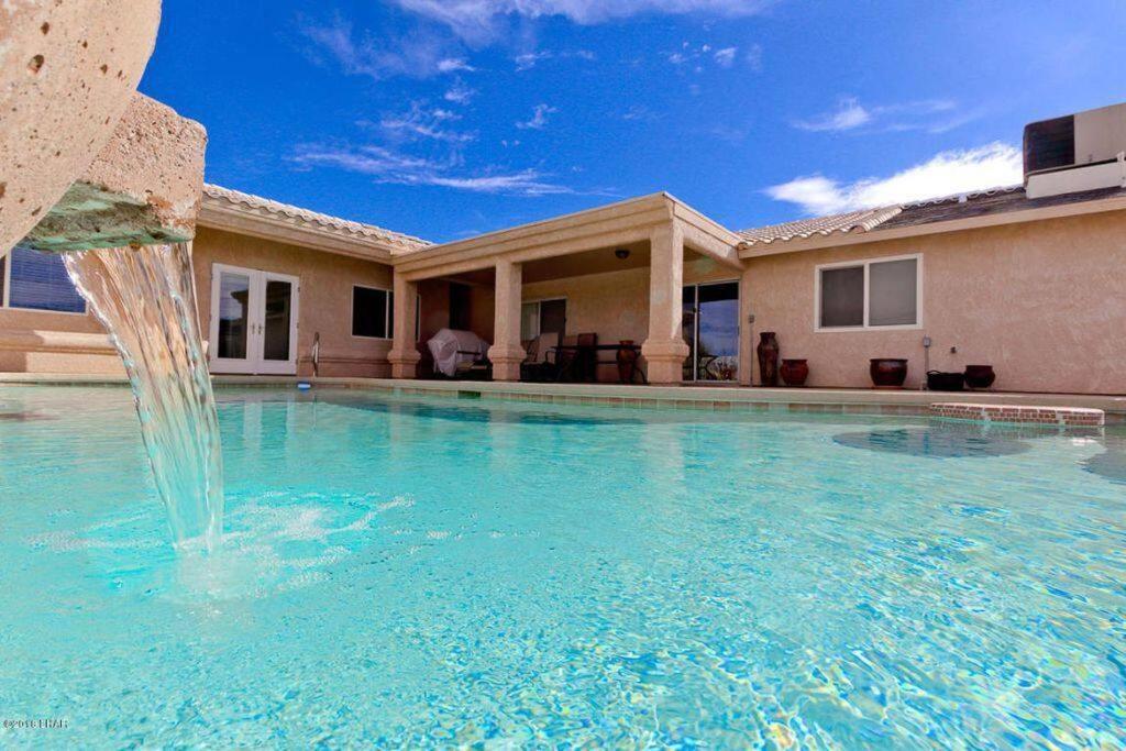 Private View On The Lake Side Of 95! Sleeps 16 Lake Havasu City Extérieur photo