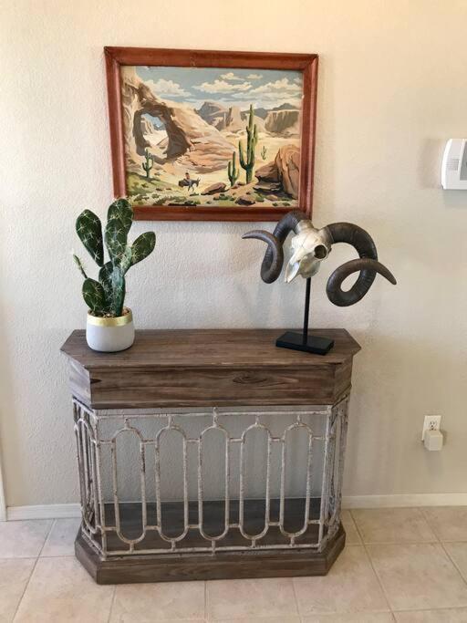 Private View On The Lake Side Of 95! Sleeps 16 Lake Havasu City Extérieur photo
